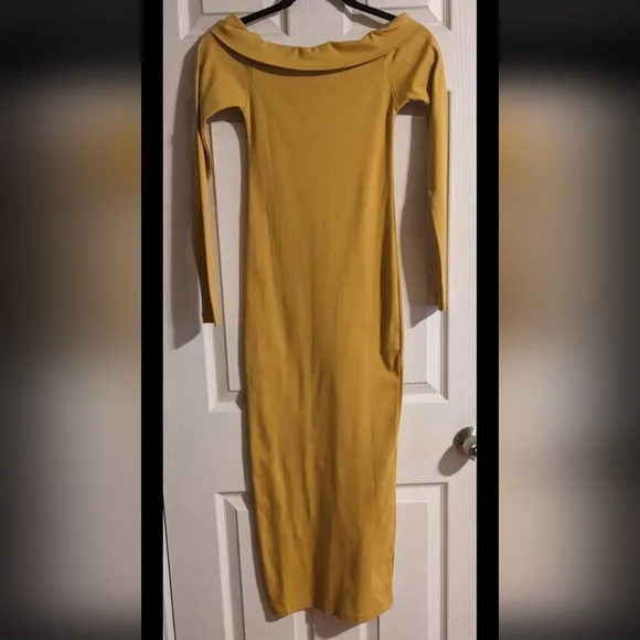Motel Mustard Yellow Bodycon Midi Dress S Boatneck 3/4 Sleeve Motel Mustard Yellow Bodycon Midi Dress S Boatneck 3/4 Sleeve